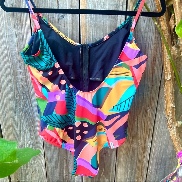 Body Glove Colorful Patterned One Piece Swimsuit - Picture 4 of 7